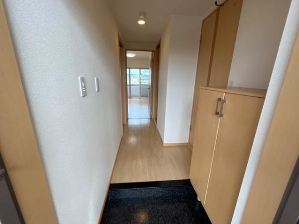 LaVieenrosehillの玄関画像