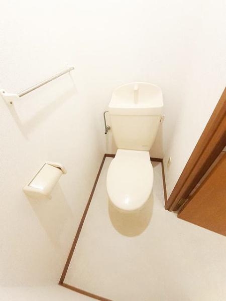 ビサイド桜木Ｂのトイレ画像