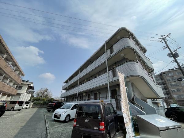 ルイールの駐車場画像