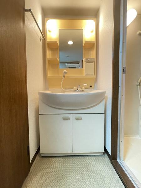 ルイールの洗面台・洗面所画像