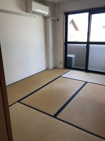 グリーンヒル壱番館の和室画像