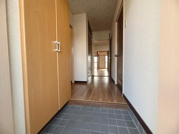 グランディールⅠの玄関画像