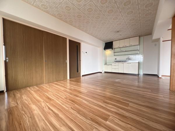 グランディールⅠのリビング画像