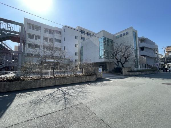 ホワイトハウス203の専門学校画像