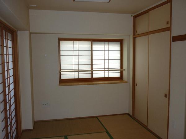 クレアドール県庁正門前のその他設備画像