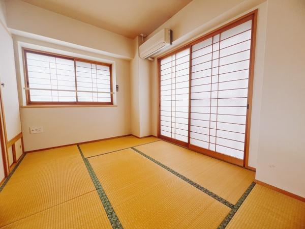 クレアドール県庁正門前の和室画像