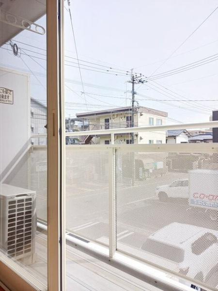 マロニエのバルコニー画像