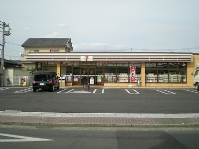 Wisteria105のコンビニ画像