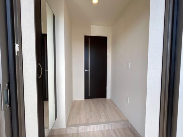 サンヒルズの玄関画像