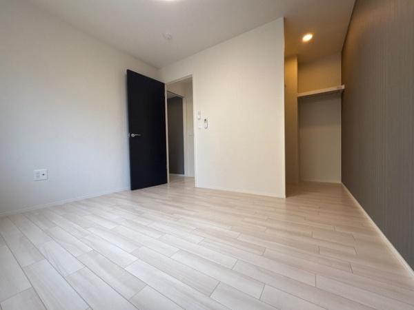 熊本市東区江津1丁目のアパートのリビング画像