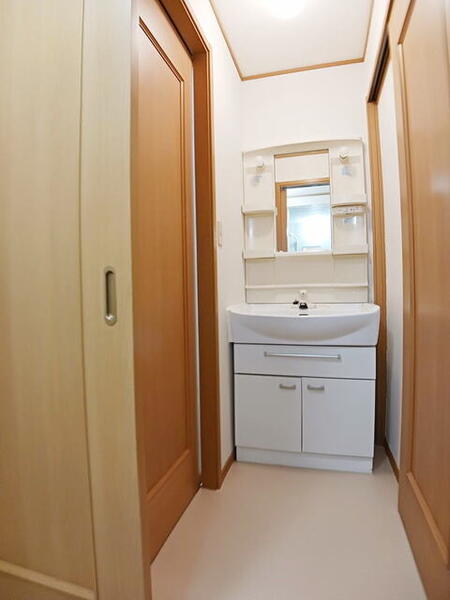 フィオーレ・ヴィラの洗面台・洗面所画像