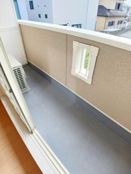 ミドルAのバルコニー画像