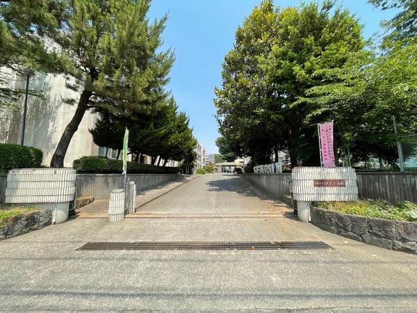 CA-SA-M1 103の小学校画像