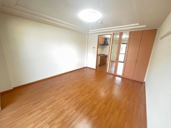 エスティールの洋室画像