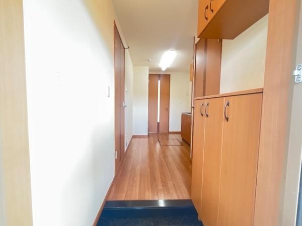 エスティールの玄関画像