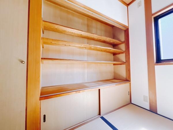 西子飼戸建の収納画像