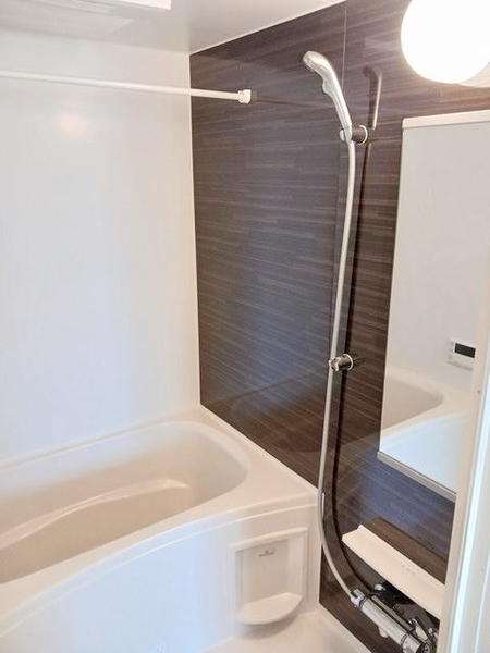 上益城郡益城町大字広崎のアパートのバス画像