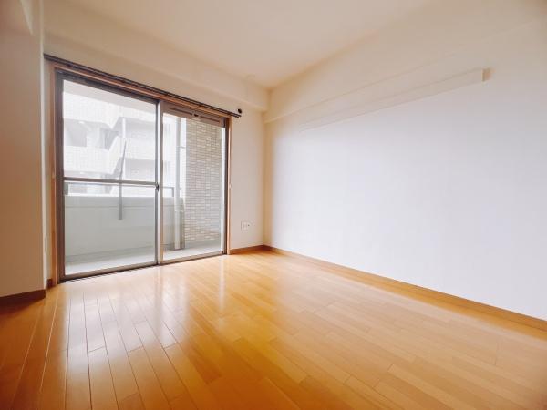 クレアドール県庁正門前のその他内観画像