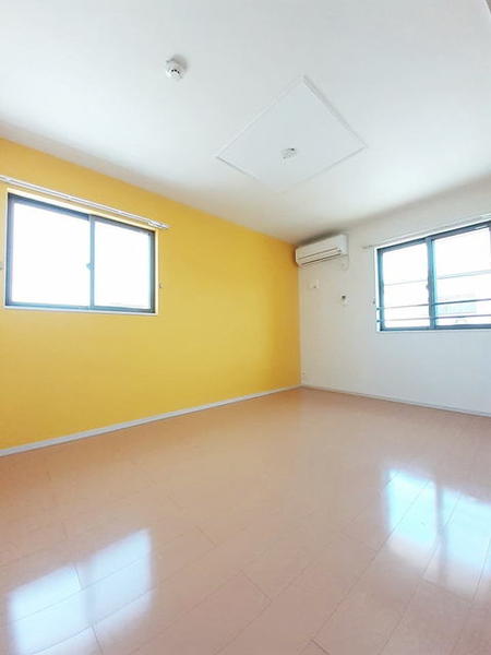 上益城郡益城町大字古閑のアパートの洋室画像