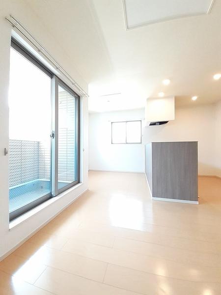 上益城郡益城町大字古閑のアパートのリビング画像