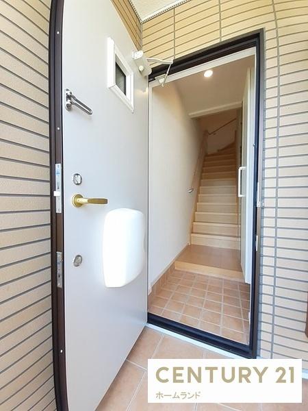 上益城郡益城町大字古閑のアパートの玄関画像