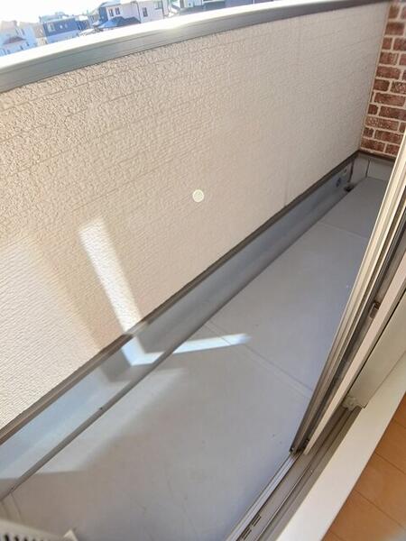 熊本市東区桜木４丁目のアパートのバルコニー画像