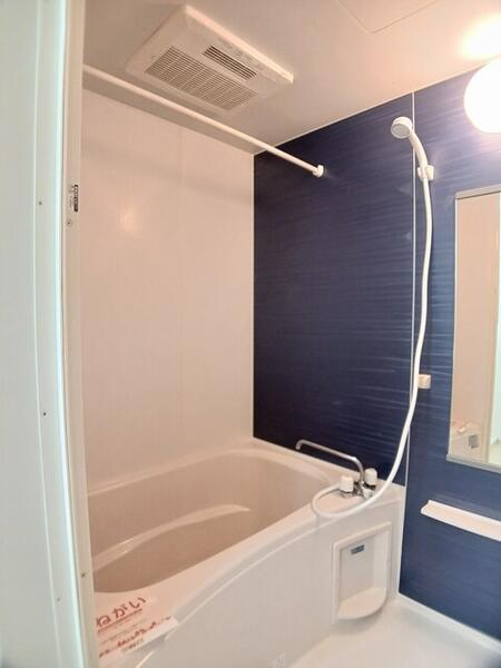 熊本市東区桜木４丁目のアパートのバス画像