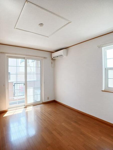 フィオーレ・ヴィラのリビング画像