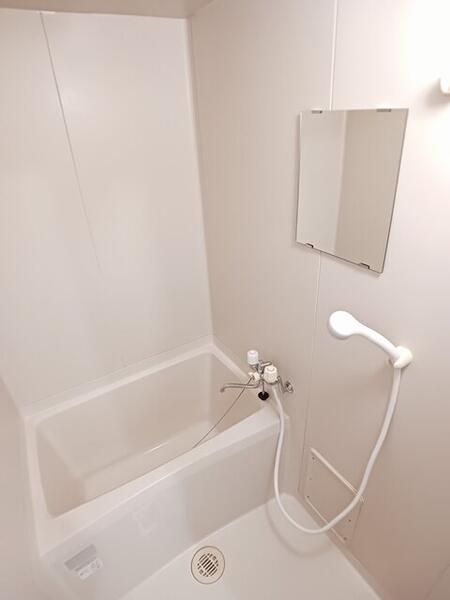 グリーンハウスのバス画像