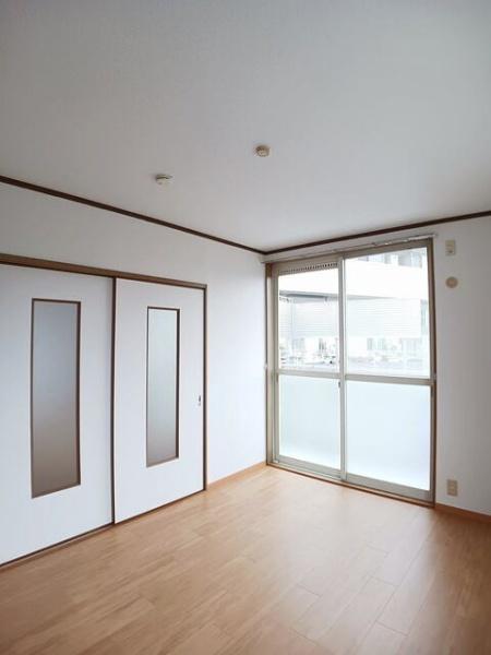 グリーンハウスのリビング画像