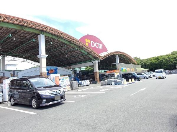 メープルガーデンiのホームセンター画像