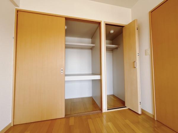 グローリアスの収納画像