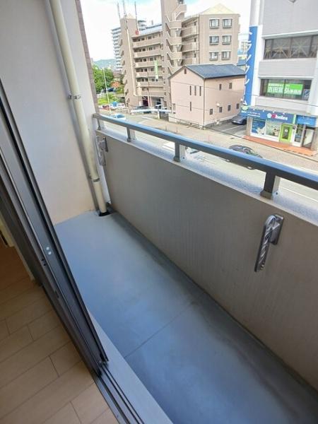 熊本市東区錦ケ丘のマンションのバルコニー画像
