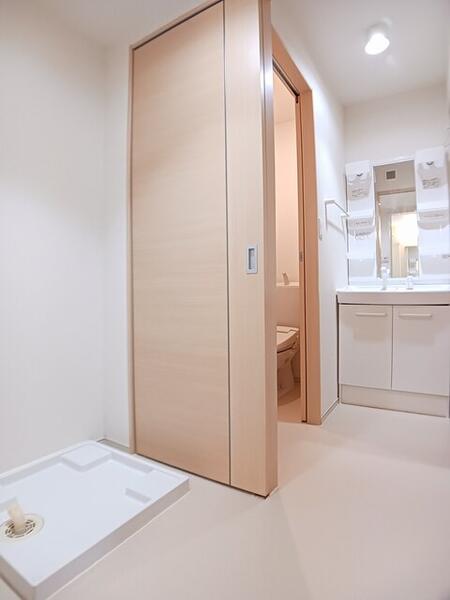 熊本市東区錦ケ丘のアパートの洗面台・洗面所画像