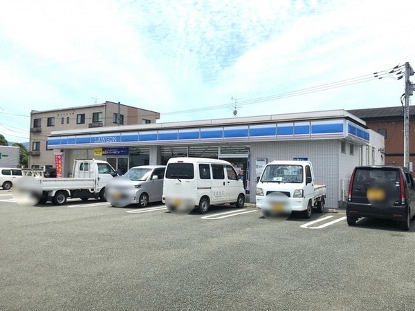 ライス壱番館 102のコンビニ画像