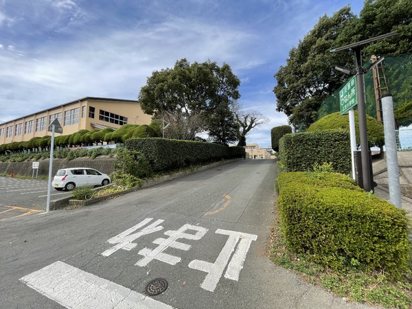 サクラリアン益城の小学校画像