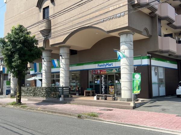 ホームランド広木町第二期分譲地のコンビニ画像