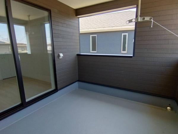 熊本市東区下江津　１号棟のバルコニー画像