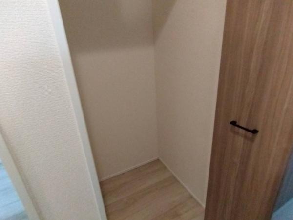 熊本市東区東野２丁目　２号棟の収納画像