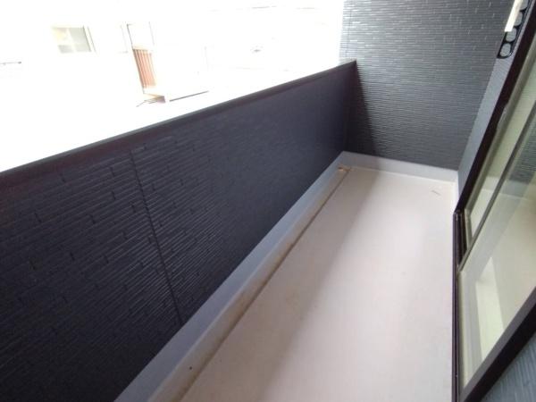 東区京塚本町3期1号棟のバルコニー画像