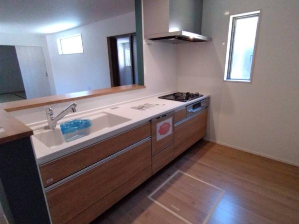 東区三郎2丁目1期のキッチン画像