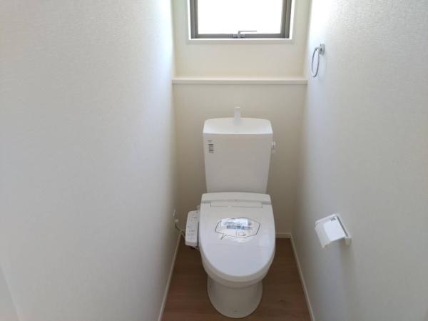 東区三郎2丁目1期のトイレ画像