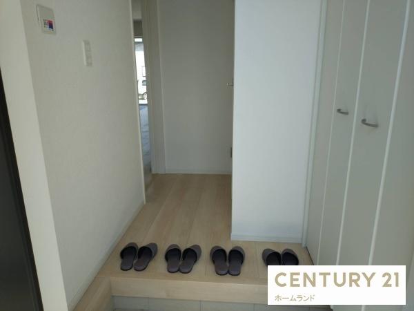 熊本市東区水源　第２　３号棟の玄関画像