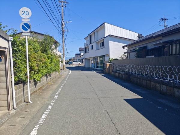 出水7丁目売地の前面道路含む現地写真画像