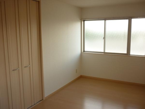 セレブさとう　203の洋室画像