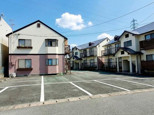 レジデンスハイツ　A201の駐車場画像