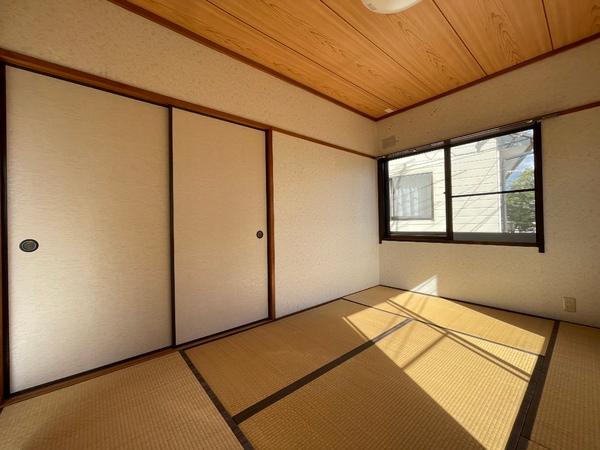 レジデンスハイツ　A201の和室画像