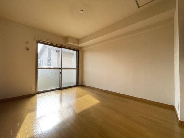 プロムナードⅠのリビング画像