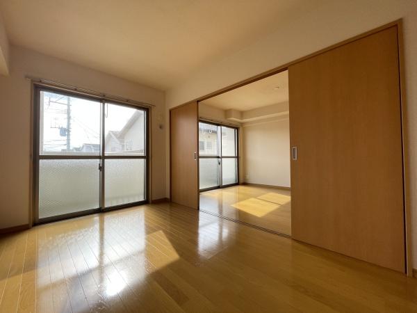 プロムナードⅠの洋室画像