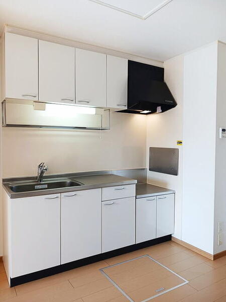 グローリー花立Ⅲのキッチン画像